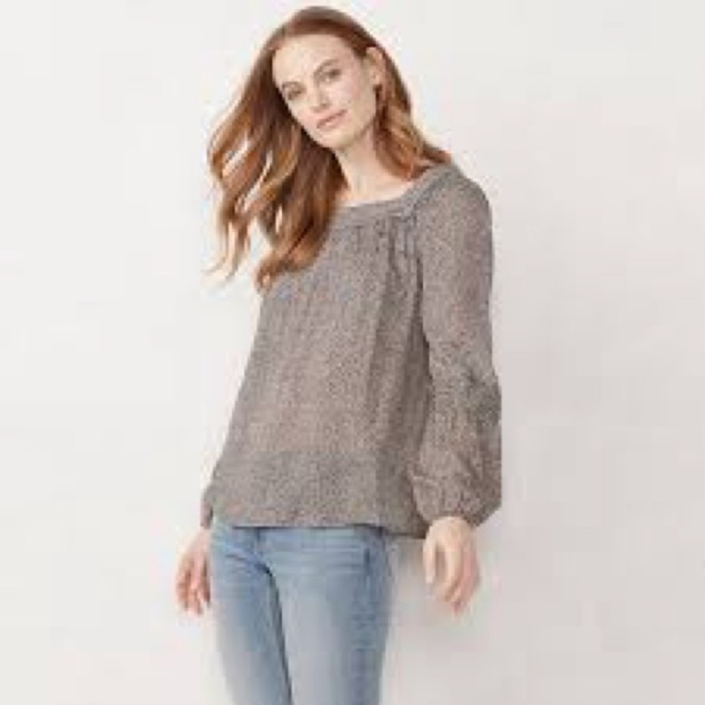 LC Lauren Conrad Shirred Peasant Top Size Medium EUC